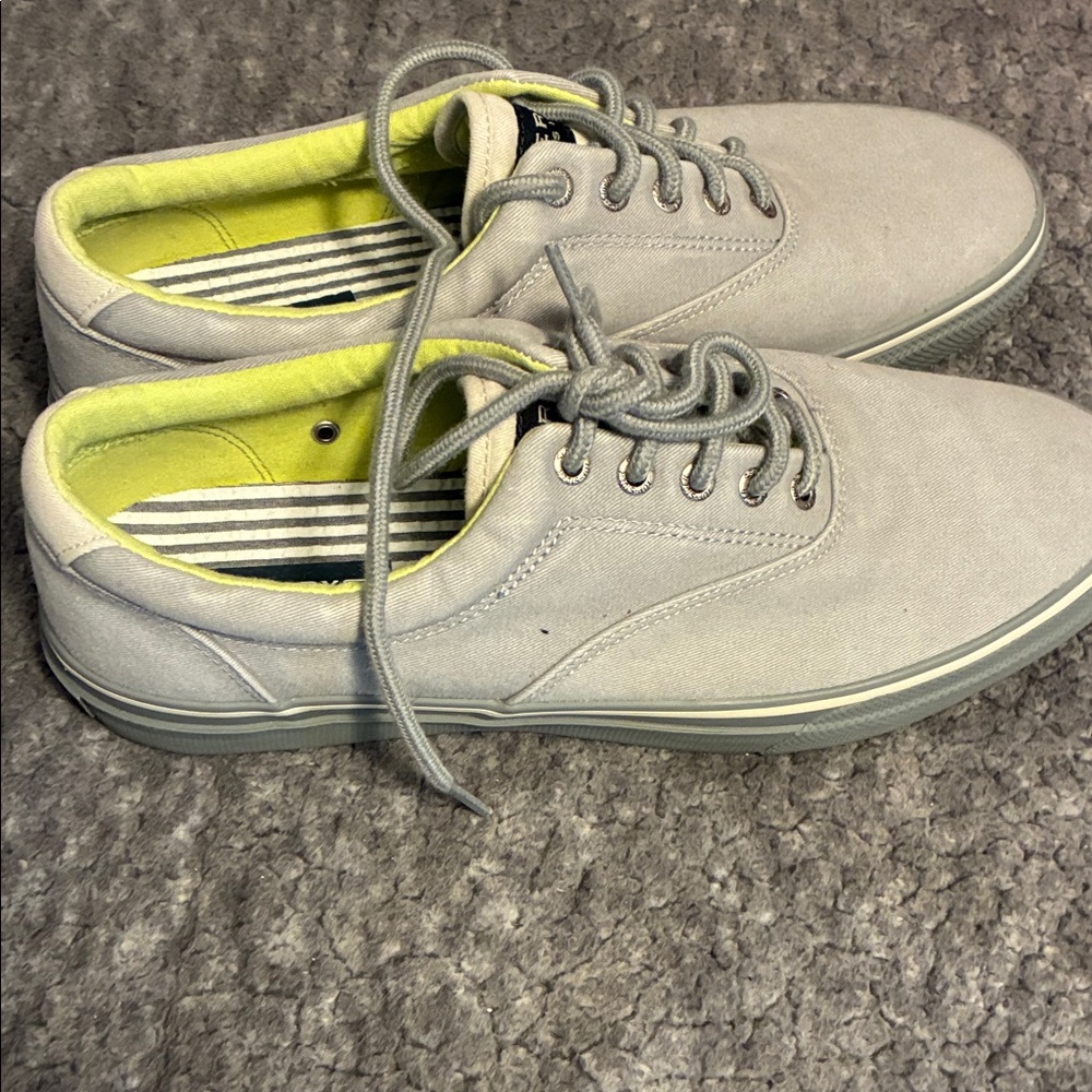 BNWT Sperry Light Gray Sneakers with Lime Accents CB